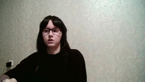 Amomira honeyx online show from May 5, 4:46 pm