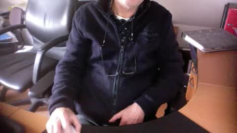 Amor2200 online show from February 4, 10:00 am