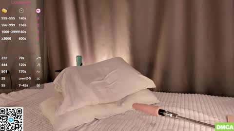 amoraeverett online show from February 13, 6:17 am