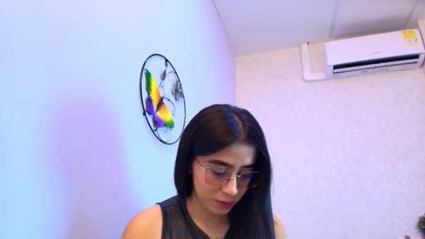 amy__wats0n online show from March 9, 7:18 pm