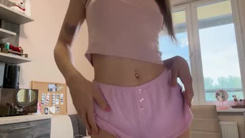 Amy Chill online show from May 31, 5:01 pm