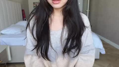 Snapshot of amyalwayshere chatting on September 29, 8:24 am girl next door named Amy online show from September 29, 8:24 am