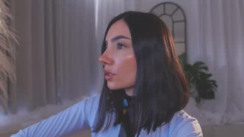 Amy Armstrong online show from November 22, 10:18 pm