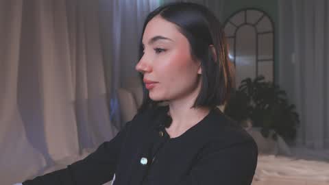 Amy Armstrong online show from March 31, 10:43 pm