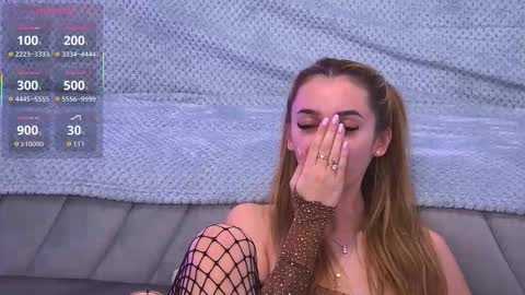 amykentt online show from February 24, 9:18 pm