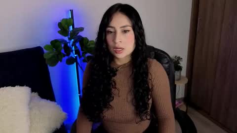 Aleja  online show from March 22, 11:20 pm