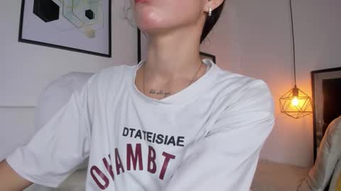 Amy online show from December 1, 1:42 pm