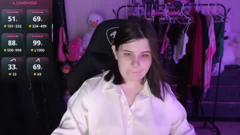 amyvibes online show from June 27, 6:25 pm