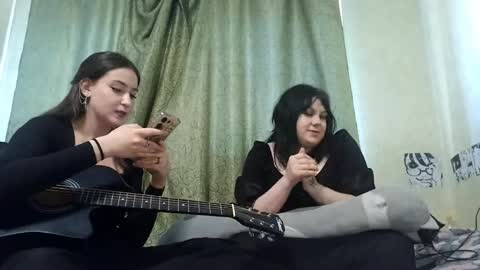 amywinks online show from April 15, 12:41 pm