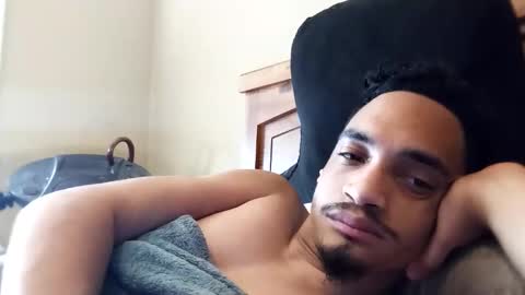 an377432 online show from February 7, 10:35 pm