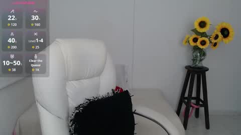 Snapshot of ana_hotmilf chatting on October 16, 11:47 pm  Ana  online show from October 16, 11:47 pm