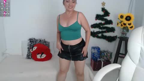  Ana  online show from December 20, 1:23 am