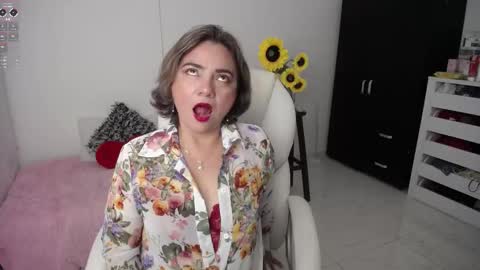 Snapshot of ana_hotmilf chatting on February 16, 11:48 pm  Ana  online show from February 16, 11:48 pm