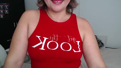 Snapshot of ana_hotmilf chatting on February 1, 1:30 pm  Ana  online show from February 1, 1:30 pm
