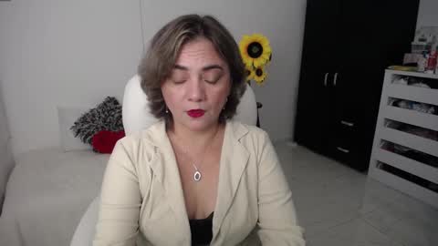 Snapshot of ana_hotmilf chatting on March 5, 11:05 pm  Ana  online show from March 5, 11:05 pm