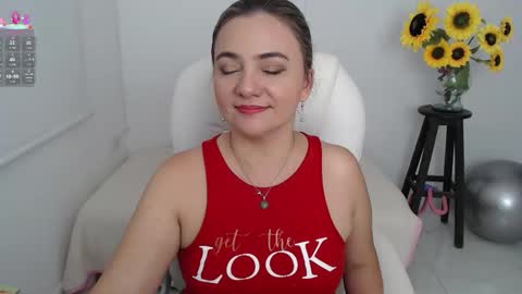 Snapshot of ana_hotmilf chatting on September 11, 12:34 am  Ana  online show from September 11, 12:34 am