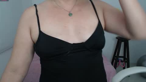 Snapshot of ana_hotmilf chatting on September 17, 8:56 pm  Ana  online show from September 17, 8:56 pm