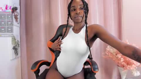 Ana Castillo online show from January 13, 2:03 pm