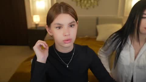 Snapshot of anabel2054 chatting on March 10, 3:30 pm Sweet girls online show from March 10, 3:30 pm