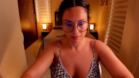 Anabel online show from October 30, 9:15 pm