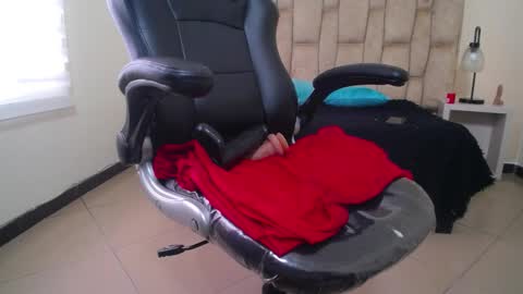 Snapshot of anabella_thompson chatting on October 12, 12:31 pm Anabella online show from October 12, 12:31 pm