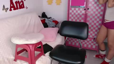 Ana online show from December 3, 11:11 am