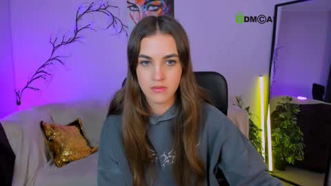 Anais online show from October 1, 12:15 pm