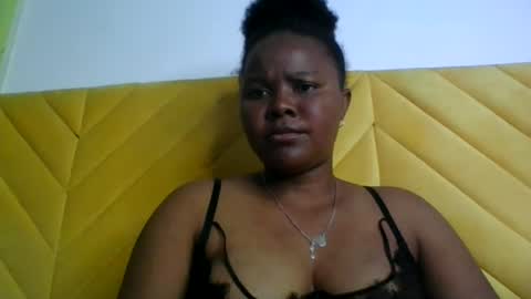 anaissa23 online show from July 1, 11:08 am