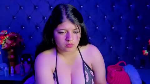 Snapshot of analybigboobs chatting on October 4, 4:54 am catherin owen online show from October 4, 4:54 am