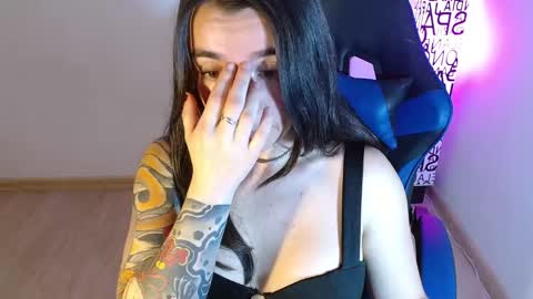 ana 3 online show from October 25, 1:50 am