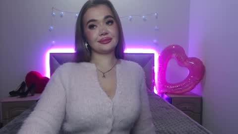 anastacyyellig online show from February 21, 6:27 am