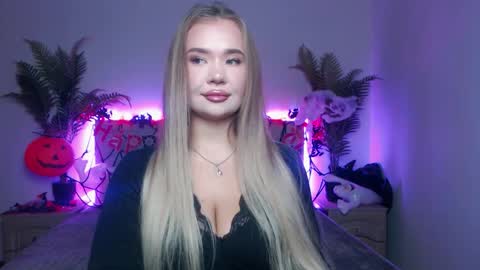 anastacyyellig online show from November 2, 8:31 pm