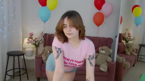 Stasia online show from May 1, 1:49 pm