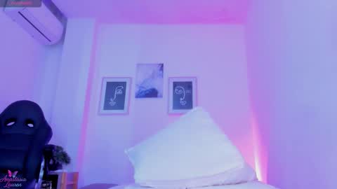 Ana online show from November 24, 10:52 pm