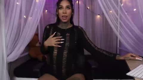 anaya_olyx online show from October 18, 7:12 am