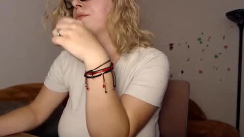 Anaysbigtits online show from December 7, 7:16 pm