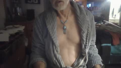 anchorman_707 online show from March 2, 12:01 pm