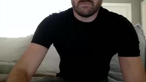 Snapshot of andees222 chatting on October 17, 3:38 pm Andees222 online show from October 17, 3:38 pm