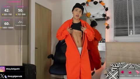 Snapshot of ander_bisex chatting on October 15, 9:43 am Ander online show from October 15, 9:43 am