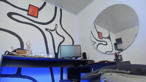 Andrs   -                   online show from December 17, 2:07 am