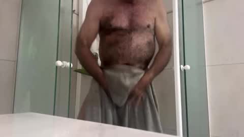 andipecas69 online show from April 11, 11:31 pm