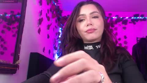 Andra de la Rosse online show from February 26, 7:45 am