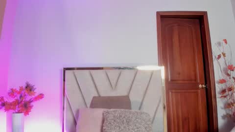 Andra Cyrus online show from March 27, 12:38 am