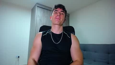 Andre Parker online show from June 26, 1:33 am