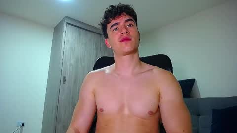 Andre Parker online show from April 14, 11:30 pm