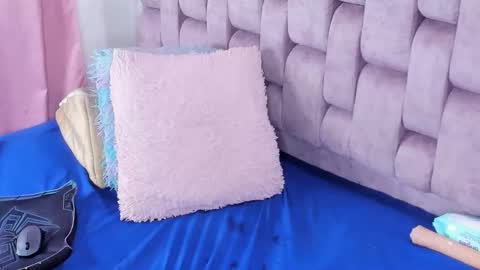 Andrea bigtits69 online show from March 14, 1:09 am