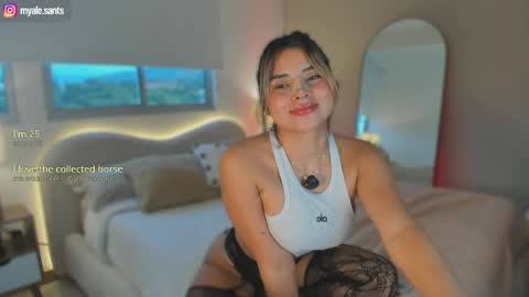 Please call me Andrea online show from May 25, 10:49 pm