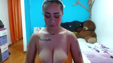 Andre online show from April 14, 2:37 am