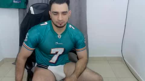 andres180950734 online show from May 26, 11:27 am