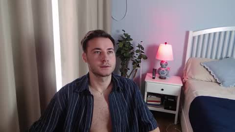 Justin Andrew online show from October 5, 9:40 am